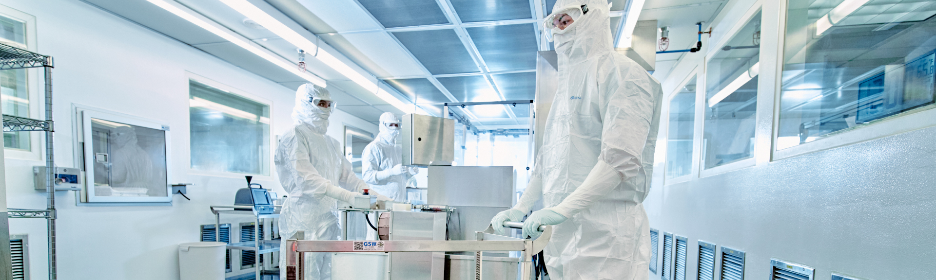 Explore disposable vs. reusable cleanroom coveralls, aseptic donning techniques, and Ansell’s top solutions for maintaining sterile environments.
