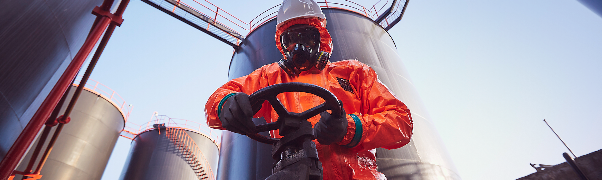 Reduce heat injuries with the right protective clothing