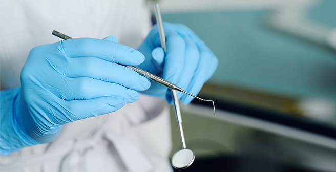 Dentists experience hand fatigue due to repetitive hand motions. Knowing the difference in safety gear can help you prevent hand fatigue