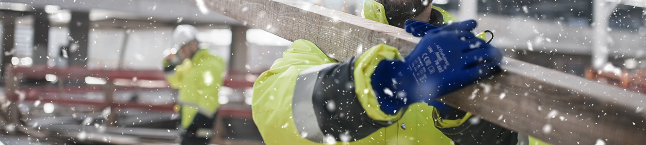 Gloves that provide protection from the cold or heat tend to be lined with leather, cotton, and DuPont™ Kevlar® yarns. 